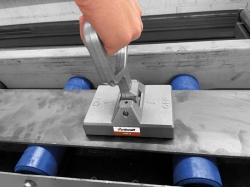 Permanentní manipulační magnet HHM 50