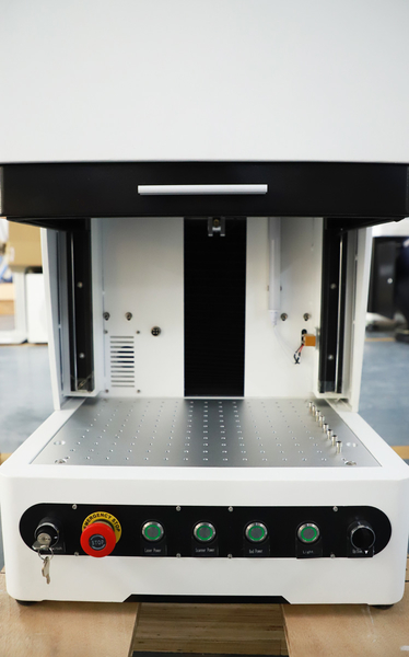 Krytovaný (fiber) laser Numco NU 200 C